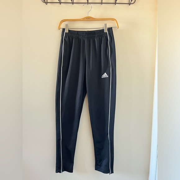 Adidas pants 🖤 - Picture 1 of 7